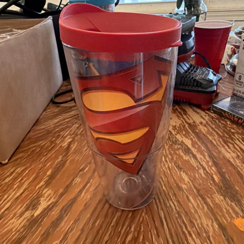 Superman 24oz Tervis Tumbler Insulated With Lid